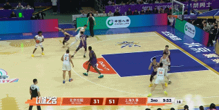 本场首个运动战进球！张镇麟反跑接古德温长传空接得分