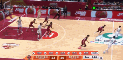 主导防反!李悦洲单断对手助攻张洪硕双手暴扣 主导防反!李悦洲单断对手助攻张洪硕双手暴扣