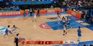 不甘示弱！斯佩尔曼和雷蒙连续三分命中 外线能强势回应！