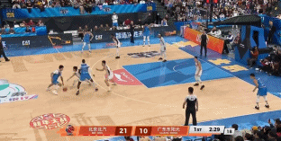 防守也在线！曾凡博追防直接送王洪泽钉板大帽