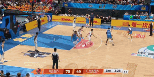 高效两双！斯佩尔曼15中8拿到21分10板 三分8中4