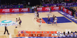 小将手够硬！陈家政底角接锅命中压哨三分球