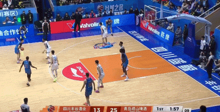 百发百中!段睿骐外线连续两次干拔加长三分命中 首节三分3中3 百发百中!段睿骐外线连续两次干拔加长三分命中 首节三分3中3