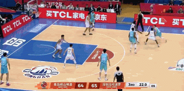 大举反击！赵嘉义追身三分命中 青岛轰出17-2强势反超