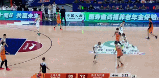 末节神了啊！张镇麟摆脱晃倒塔克&暴扣打停广厦