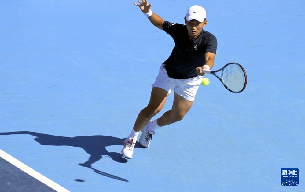 香港公开赛：商竣程晋级八强