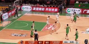 铁了一整场！李虎翼三分终于命中 辽宁三分球此前18中0