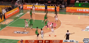 差距有这么大？王洪泽三分再中 广东领先辽宁20+