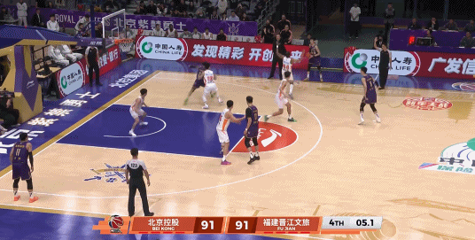 冷血杀手！里勒吸引包夹冷静分球 廖三宁空位三分手起刀落绝杀