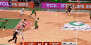 火力全开！韦瑟斯庞反击打成2+1 青岛轰出14-2领先辽宁两位数