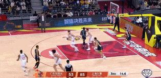 心气没了？王少杰大意发球被刘礼嘉断下 弗格急停跳投得分破蛋