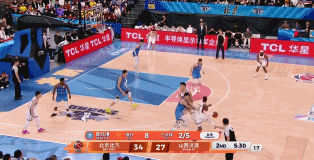 动作不小！陈盈骏拉倒迪亚洛被吹违体 奈特为队友出头吃T