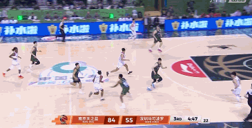 生猛！王浩然反击接球顺下 起飞单臂战斧暴力劈扣