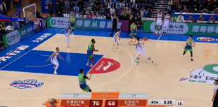 突然崩盘了！北京半节仅得3分 雷诺兹转身暴扣2+1&天津轰出18-3