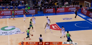 2个精彩妙传！谷泽浴先击地郑昊燃单臂劈扣 再直塞赖俊豪双手暴扣