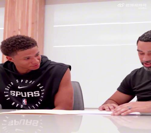 与马刺正式签约！14号秀卡布：还是觉得不真实太不可思议了