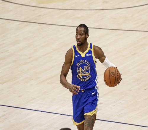 美记：库明加回归机率与日俱增多名自由市场大鱼在关注他的情况