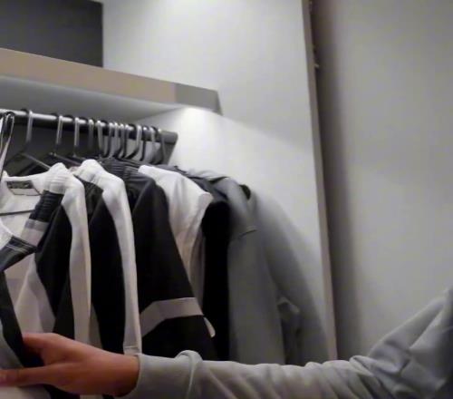 圆梦时刻马刺榜眼秀迪伦哈珀&14号秀布莱恩特解锁专属更衣柜