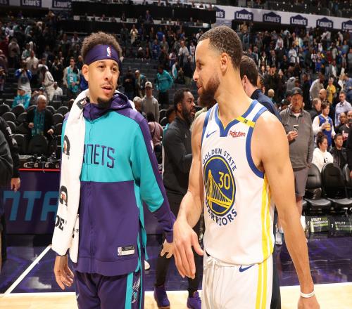 还一无所获呢！美记：勇士有意小库里和本西蒙斯