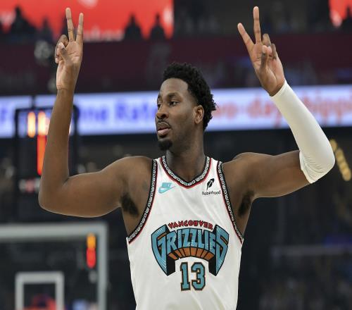 刚签5年2.4亿！小贾伦杰克逊打野球脚趾受伤需手术恢复期35月