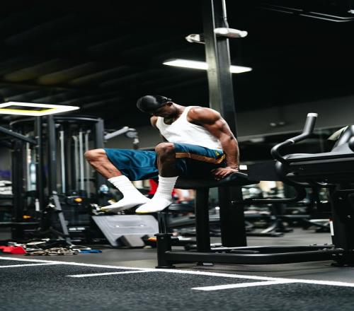 继续苦练！库明加更新社媒晒出最新一大波训练照