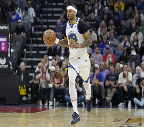 美记:小佩顿&莱尔斯都是勇士的签约目标但钱都会影响两人的决定 美记:小佩顿&莱尔斯都是勇士的签约目标但钱都会影响两人的决定