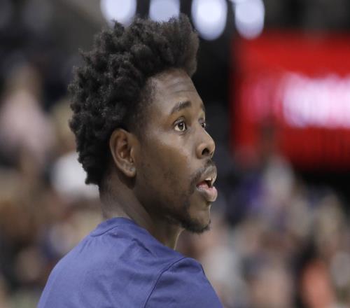 卡梅隆约翰逊：霍勒迪还想要争冠吗他是否会申请交易呢