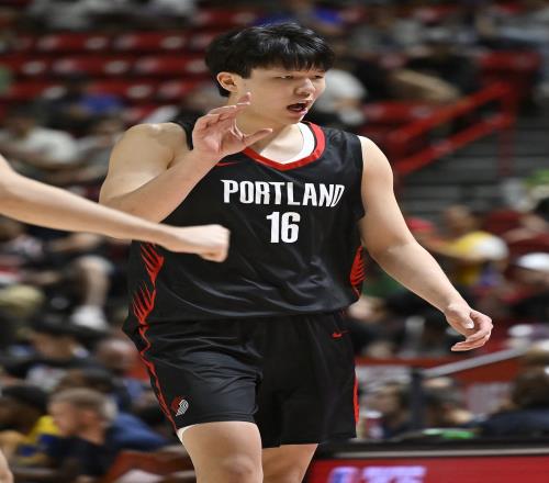 也太强了吧！开拓者首节3413领先勇士21分！杨瀚森2助1帽亮眼