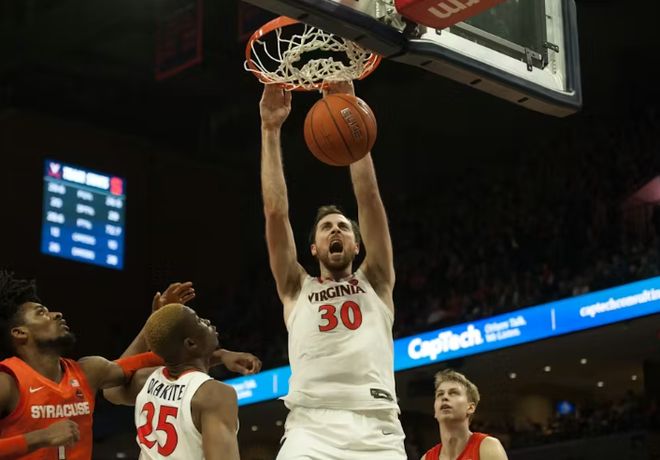 有了风骚白人秃头,忘掉谈了10年的前任