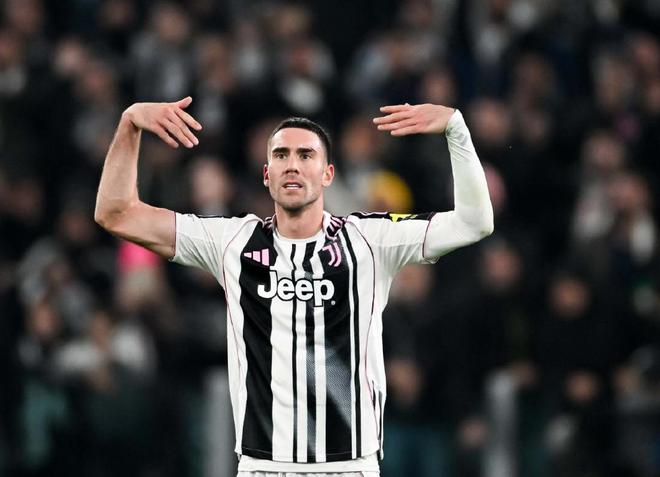 弗拉霍维奇破门比肩C罗，尤文图斯1-1葡萄牙体育，欧冠一胜难求