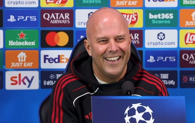 将萨拉赫从欧冠除名！斯洛特放狠话：我可不软弱 他或踢完最后1场