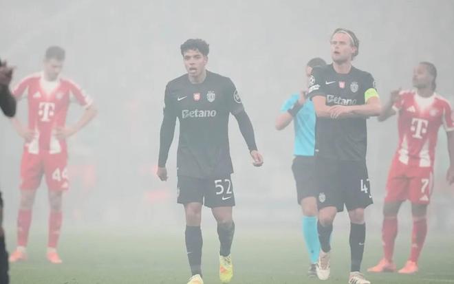 图片报：因极端球迷大规模燃放烟火，拜仁将面临欧足联的处罚