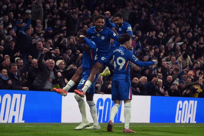 血条拼空?英超跌出前四,欧冠掉出直通,蓝军血拼枪手后两头不占 血条拼空?英超跌出前四,欧冠掉出直通,蓝军血拼枪手后两头不占