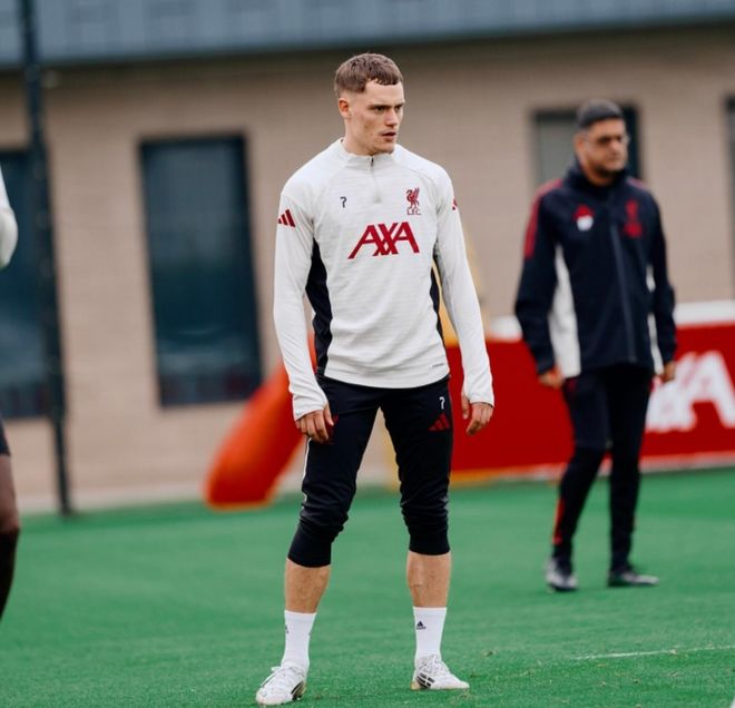 拜仁幸好没买维尔茨!17岁青训小将闪耀欧冠:3场3球+创33年历史 拜仁幸好没买维尔茨!17岁青训小将闪耀欧冠:3场3球+创33年历史