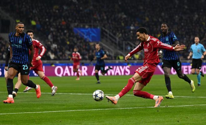 欧冠悲喜夜：利物浦1-0绝杀国米 切尔西1-2遭爆冷 拜仁+巴萨逆转