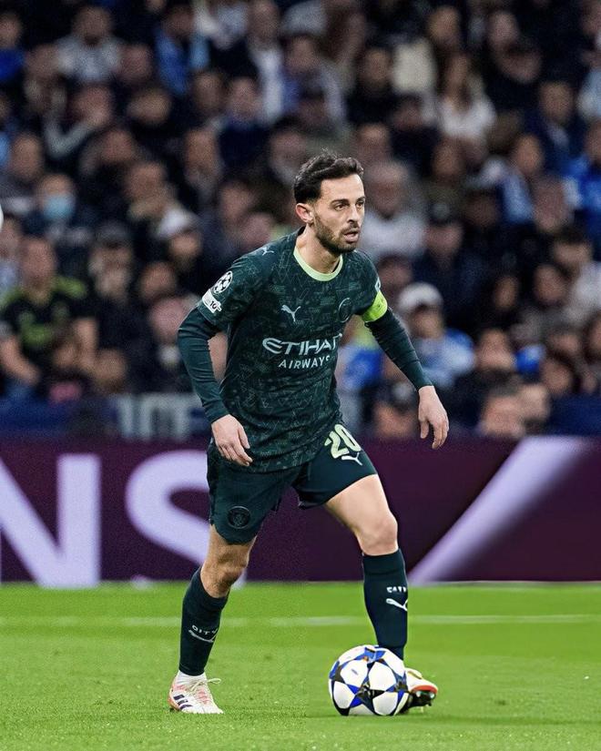 累计三黄停赛，B席将缺席曼城下一轮欧冠比赛