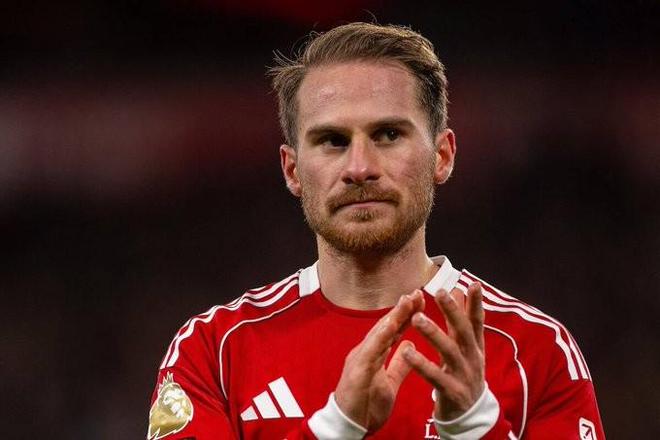 麦卡：我们卫冕英超的机会不大，这赛季许多事情发生了变化