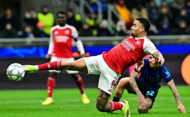 3:1！阿森纳攻陷梅阿查，7连胜提前出线，送国米欧冠尴尬3连败