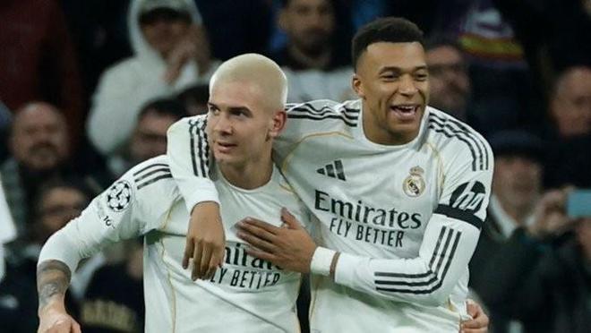 仅次于梅西，马斯坦托诺是欧冠进球第二年轻的阿根廷球员