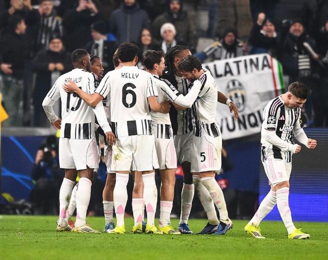 0:2！穆里尼奥杯赛3连败，7轮欧冠拿6分濒临出局，末轮需死磕皇马