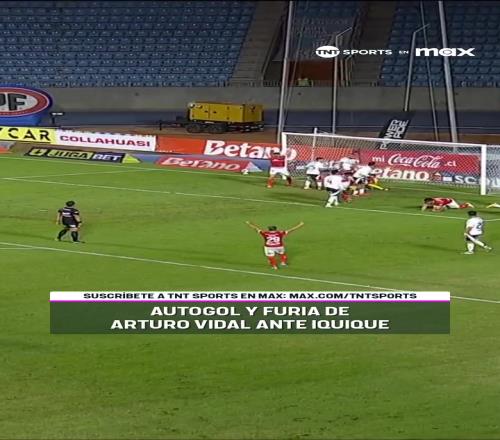 离谱！38岁比达尔踢飞点球+头球乌龙，恼羞成怒与自家门将大吵