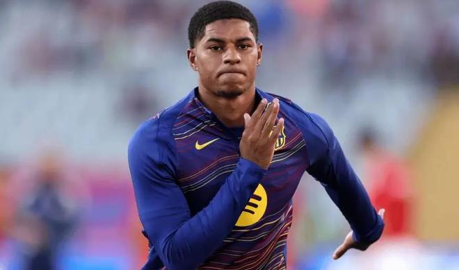 16场造15球！曼联帝星2600万转会巴萨生变？除非他愿意巨幅降薪