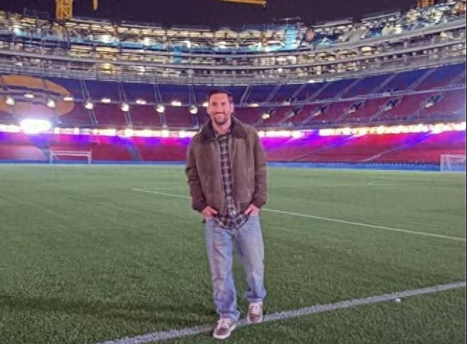 依然有隔阂？梅西未向巴萨申请，而是通过球场施工队进入诺坎普