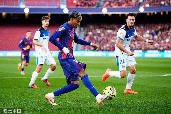 今晚打响！西甲重磅大戏：巴萨vs马竞 17亿欧巅峰对决 6分之战定榜首