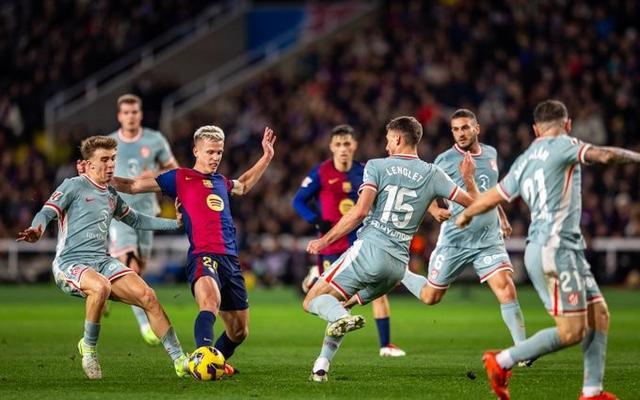 巴萨近10次面对马竞7胜1平2负占优，22-24年取得5连胜