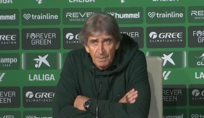 佩莱格里尼：VAR和赛季前解释的完全相反；巴萨把握机会更强