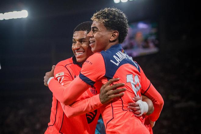 里程碑，巴萨收获队史西甲第1800场胜利