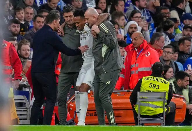 西甲:巴萨客胜扩大领先,皇马主场爆冷输球,VAR再度抢戏 西甲:巴萨客胜扩大领先,皇马主场爆冷输球,VAR再度抢戏