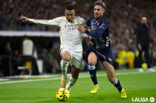 0-2大冷门！14亿豪门主场轰然倒下5轮1胜 两大边后卫染红中卫重伤