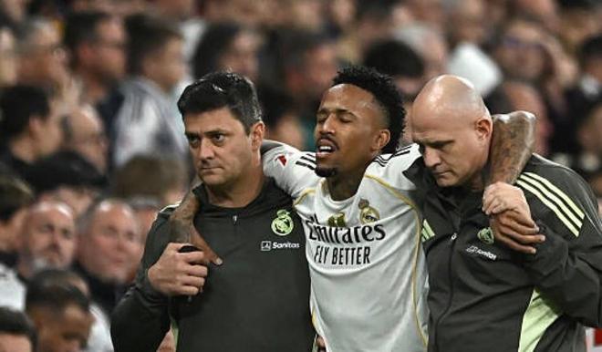 记者：米利唐将在周一接受检查，可能会缺阵三个月